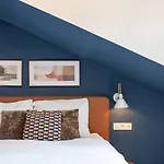Stylish In The Heart Of Antwerp - Sleeps 9 Vakantiehuis *