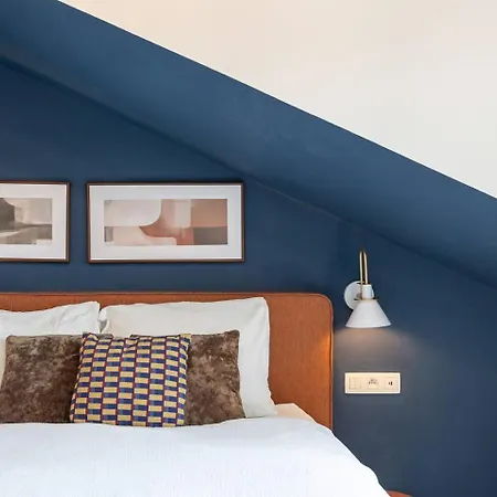 Stylish In The Heart Of Antwerp - Sleeps 9 Hébergement de vacances *