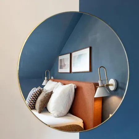 Stylish In The Heart Of Antwerp - Sleeps 9 * Mellet