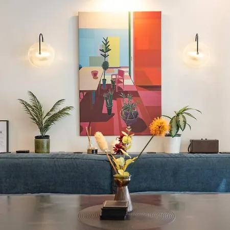 Stylish In The Heart Of Antwerp - Sleeps 9 Hébergement de vacances *
