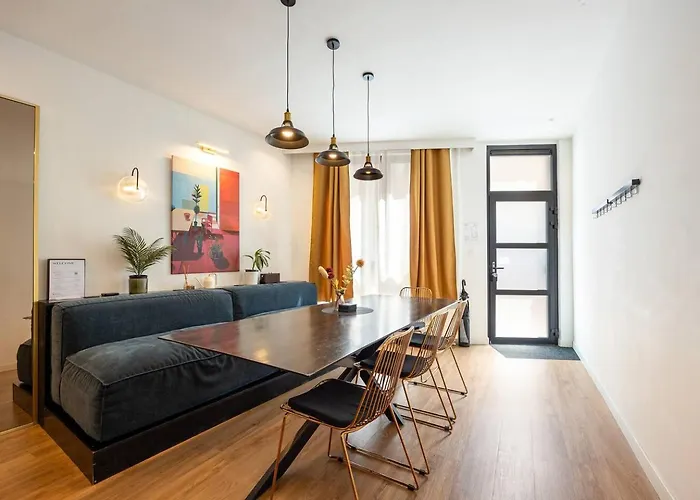 Holiday home Stylish In The Heart Of Antwerp - Sleeps 9 Mellet