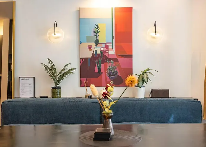 Stylish In The Heart Of Antwerp - Sleeps 9 Holiday home *