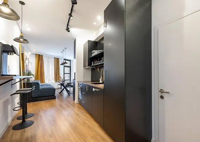 Holiday home Stylish In The Heart Of Antwerp - Sleeps 9 *